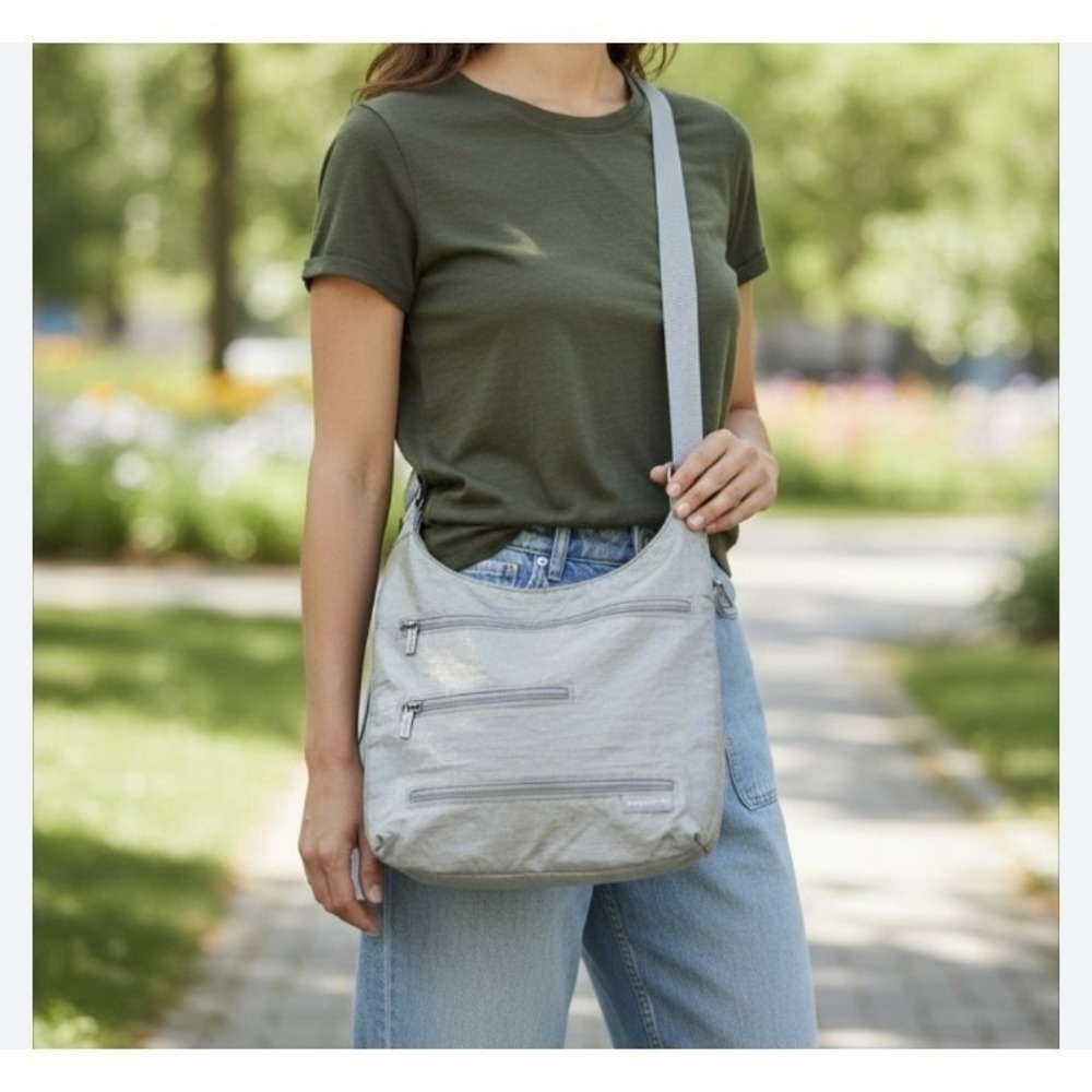 Baggallini Out‎ and About Crossbody Bag Purse Grey 10x11 Organizer Travel Pocket